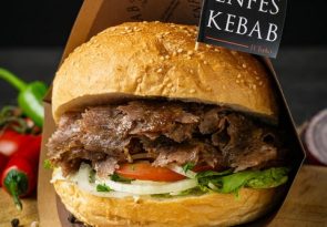 kebab-w-bezglutenowej-bulce_enfes-kebab